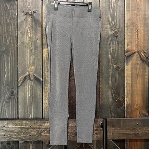 LOFT Dress Pants S NWT Grey Herringbone Pattern Pull On Trouser Stretch Neutral‎